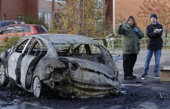 L’Ucraina e la regione di Mosca colpite da attacchi di droni su una scala senza precedenti | Guerra in Ucraina