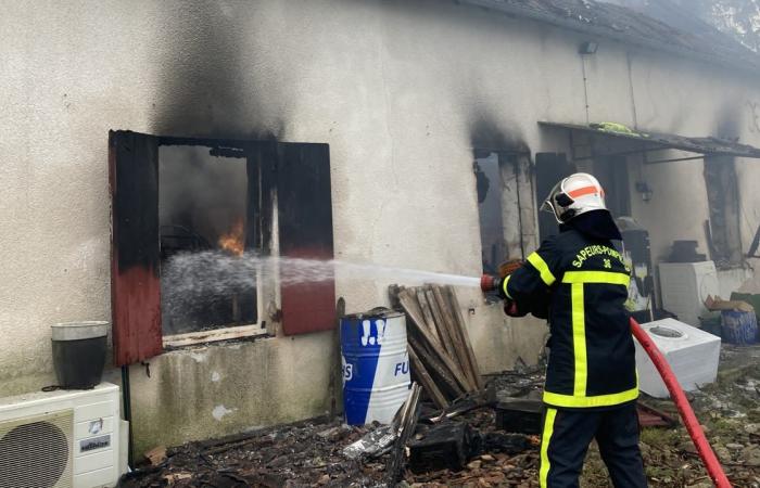 il figlio in custodia cautelare dopo l’incendio di Saint-Maur