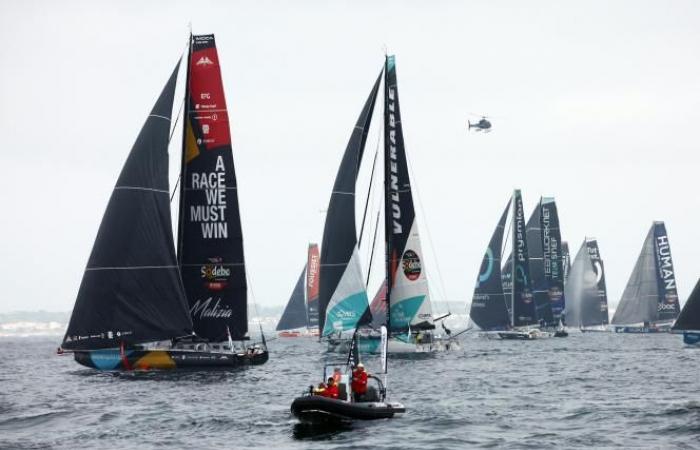 Vendée Globe: la 10a edizione è iniziata con Denis Van Weynbergh tra i 40 skipper (foto)