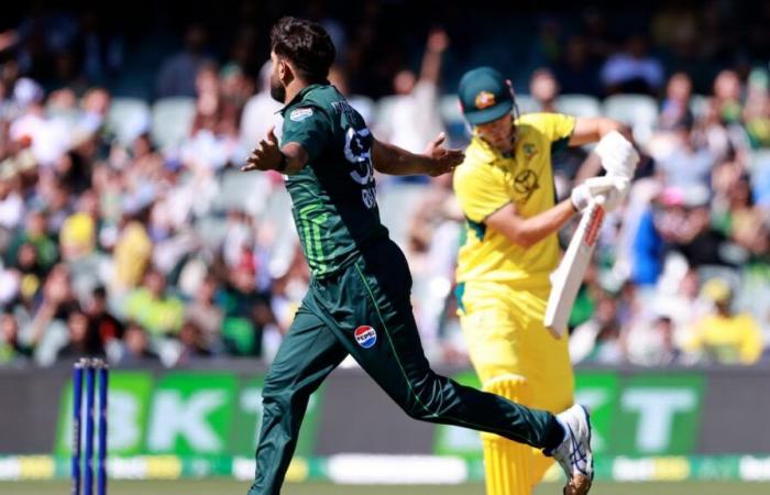 Australia vs Pakistan 3 ° punteggio ODI in diretta: Haris Rauf ottiene il suo primo wicket, rimuove Matthew Short; AUSTRALIA