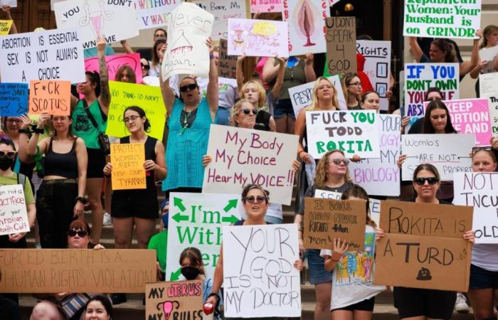 “Un mondo senza uomini”… Dopo la vittoria di Trump, il movimento “4B” si rivolge alle donne americane