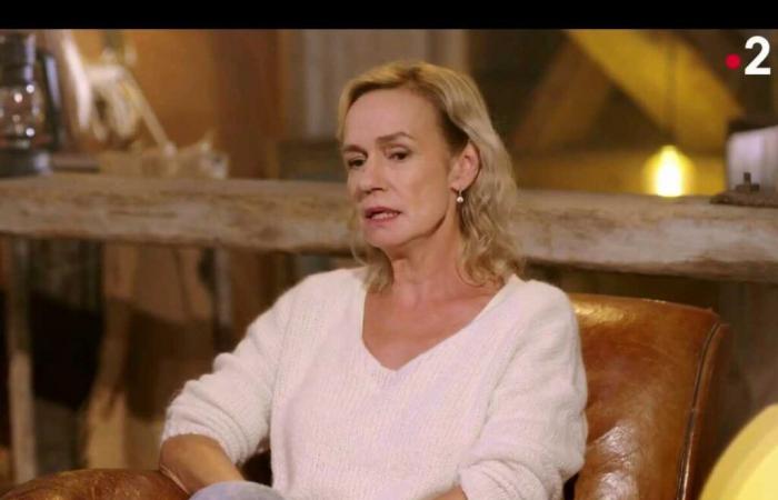 le toccanti confidenze di Sandrine Bonnaire su parte della sua infanzia