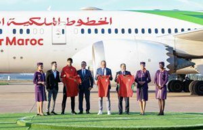 Football League e Royal Airways svelano una maglia nera dell’Atlas con un’autentica identità marocchina (foto)