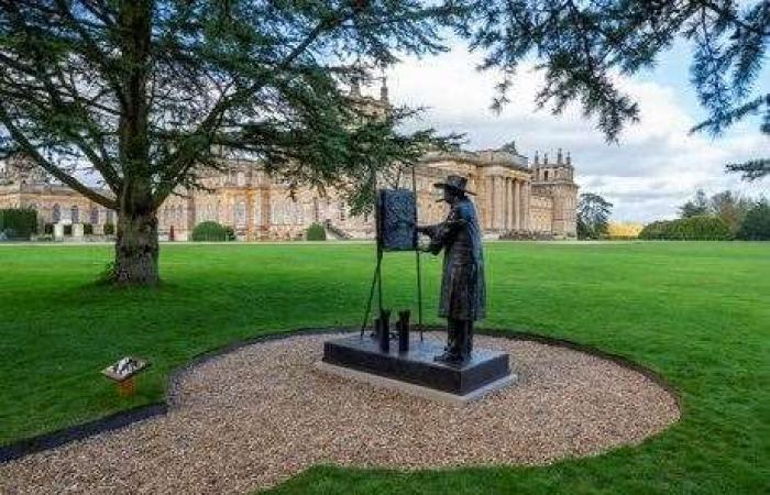 Blenheim Palace svela una nuova scultura per commemorare il 150° anniversario della nascita di Sir Winston Churchill