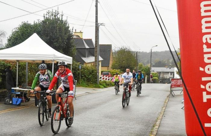 A Loperhet, con 920 attraversamenti, record battuto per la sfida ciclistica di Loperhethon