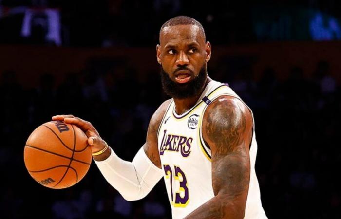 LeBron ottiene la seconda tripla doppia consecutiva, Anthony Davis si infortuna nella vittoria per 123-103 dei Lakers sui Raptors