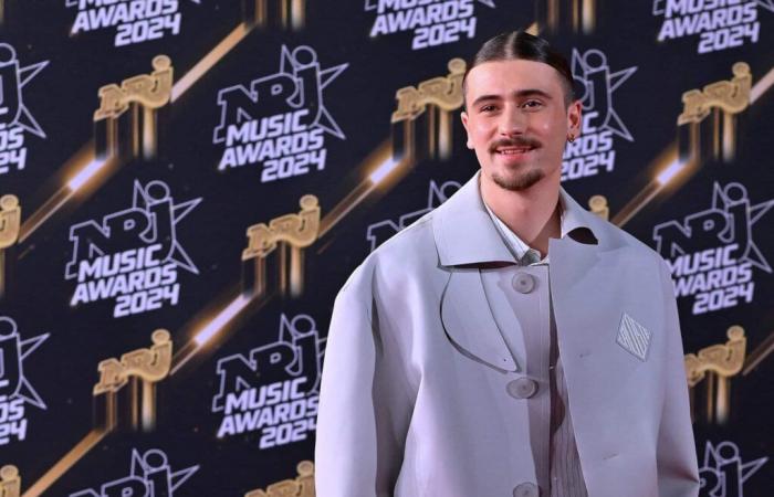 Pierre Garnier schiaccia Slimane agli MTV Europe Music Awards