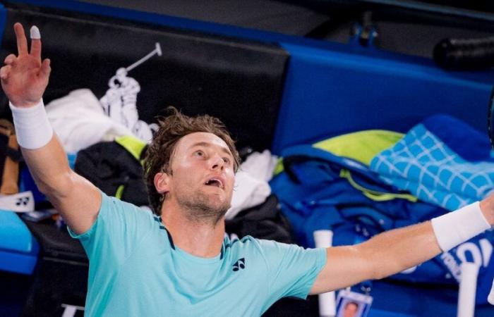 ATP – Finals > Casper Ruud domina un Carlos Alcaraz amorfo e preoccupante