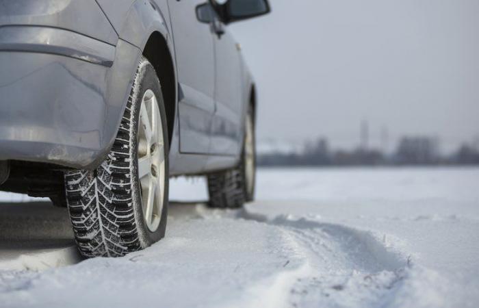 Dipartimenti interessati, condizioni, pneumatici da neve, catene… tutto quello che devi sapere sulla Legge Montagna e sull'equipaggiamento del tuo veicolo