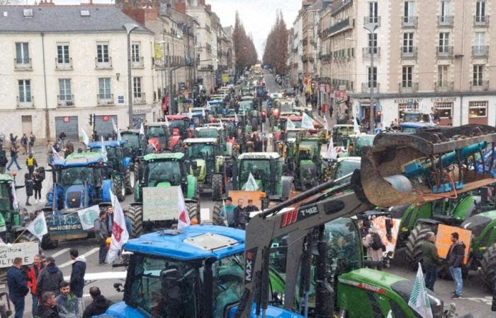 La SNCF, gli agricoltori, il trasporto aereo… chiedono scioperi e blocchi in tutta la Francia prima di Natale