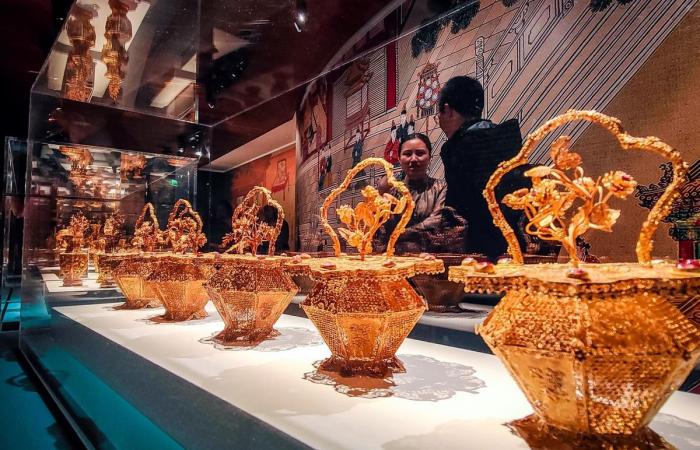 Mostra a Parigi: Il Museo Guimet propone “L’Oro Ming”. Una Cina barocca