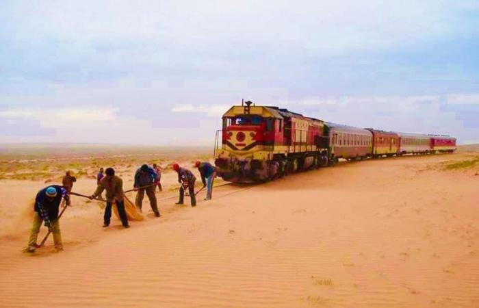 Il leggendario treno “James Bond” ospita il festival gastronomico Oriental Desert Express