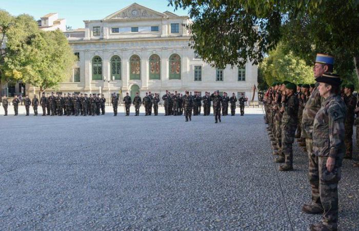 In questo giorno, l'11 novembre, Nîmes ha celebrato i suoi riservisti con la cerimonia di creazione del battaglione in marcia della 6a brigata corazzata leggera