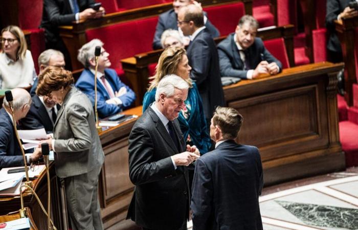 All'Assemblea nazionale, Michel Barnier indebolito dalle strategie del “tutti per sé” di Gabriel Attal e Laurent Wauquiez