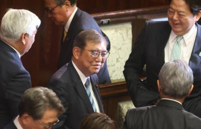 In Giappone viene rieletto il primo ministro Shigeru Ishiba, che però dovrà governare senza la maggioranza assoluta