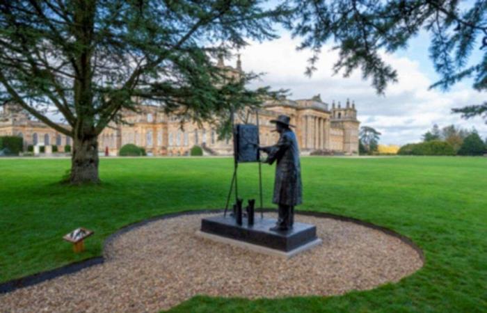 Blenheim Palace svela una nuova scultura per commemorare il 150° anniversario della nascita di Sir Winston Churchill