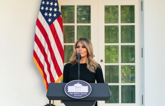 Melania Trump: “Devi mescolare…”, questa bevanda miracolosa che beve ogni mattina per fare scorta di vitamine