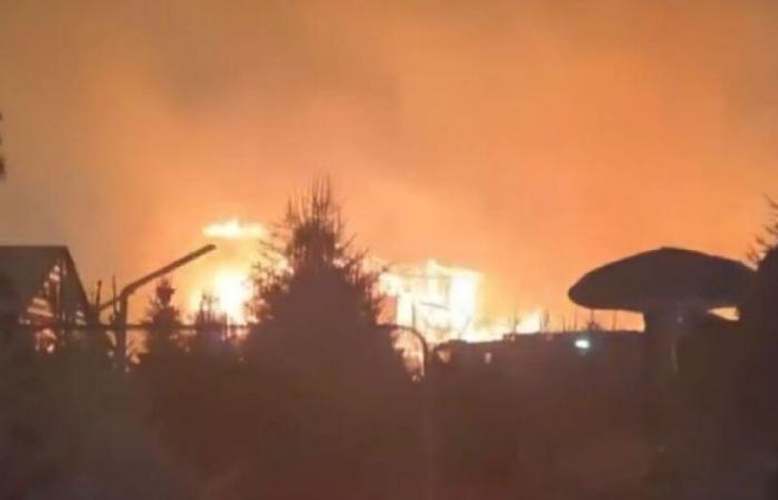 Un imponente incendio devasta il mercatino di Natale di Barcarès: Novità