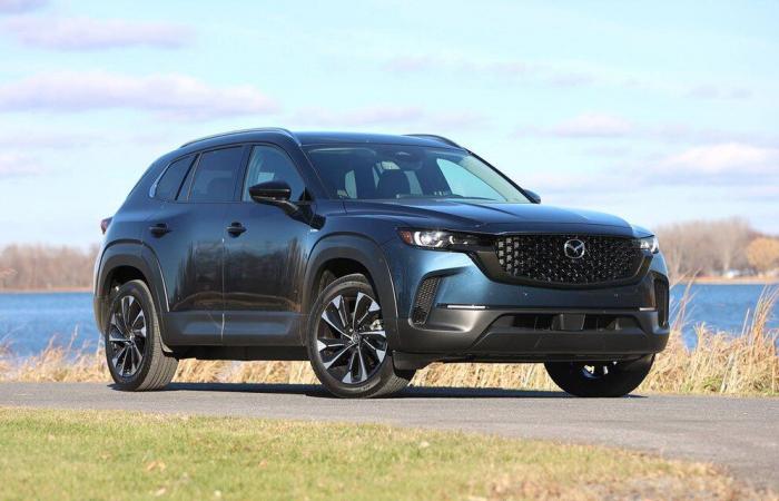 Mazda CX-50 Hybrid 2025: un asso nella manica