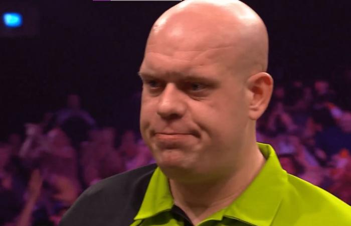 Michael van Gerwen soffre di 14 anni indesiderati per la prima volta al Grand Slam of Darts