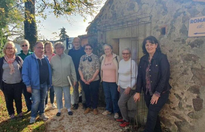 la prima libreria installata nel giardino del presbiterio