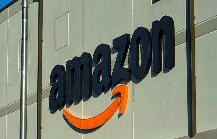 Amazon rivela di aver subito una violazione dei dati