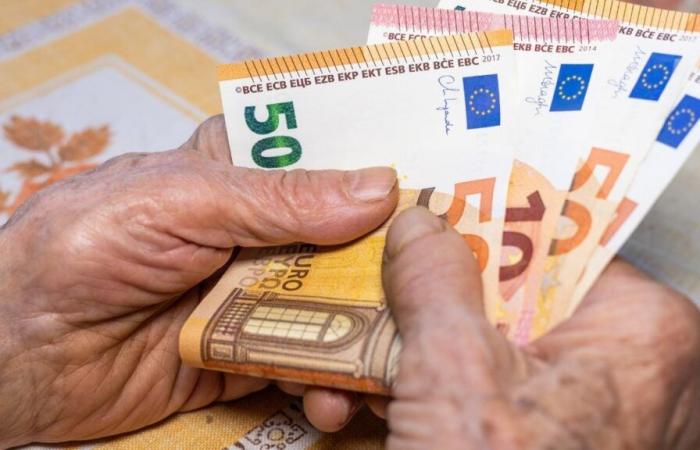 buone notizie per le pensioni finalmente aumentate, quelle degli anziani preoccupati