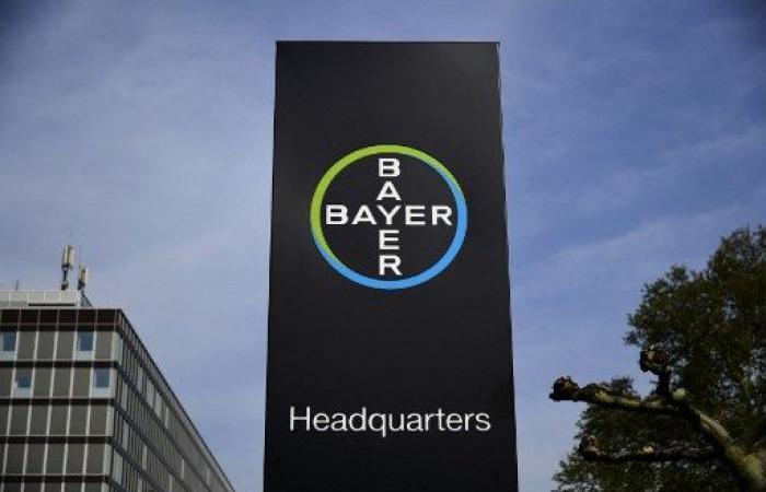 Appesantita dalla debolezza dei suoi prodotti agricoli, la Bayer crolla alla Borsa di Francoforte