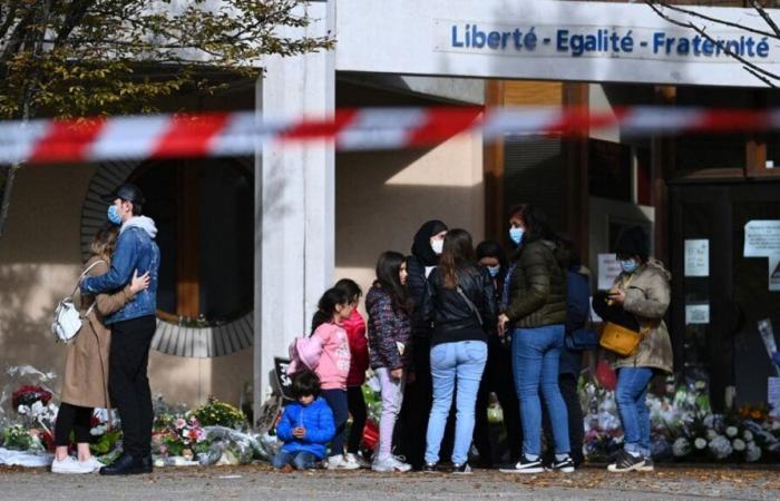 davanti alla corte d'assise, l'ex preside del college di Samuel Paty condivide la sua vita fermata