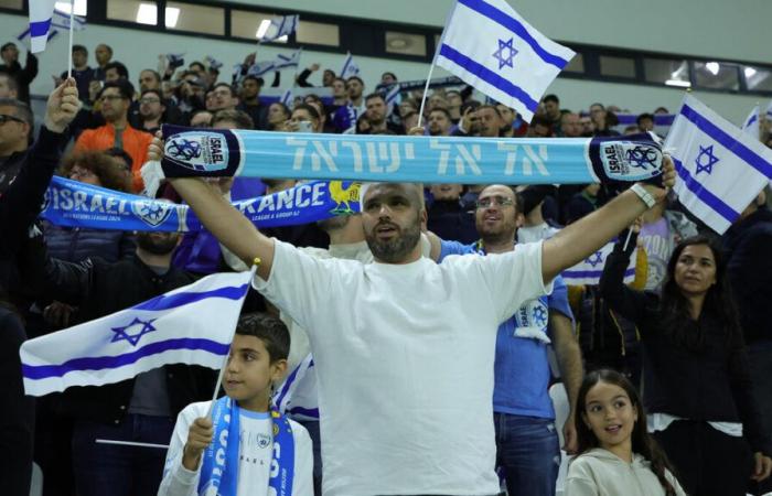 Francia-Israele: tra i 100 e i 150 sostenitori israeliani nel parcheggio dello Stade de France