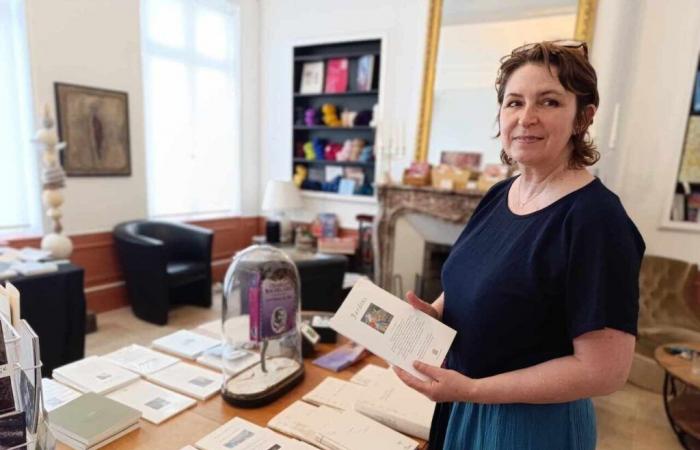 Passo di Calais. Ha aperto la libreria più piccola del mondo a Hesdin