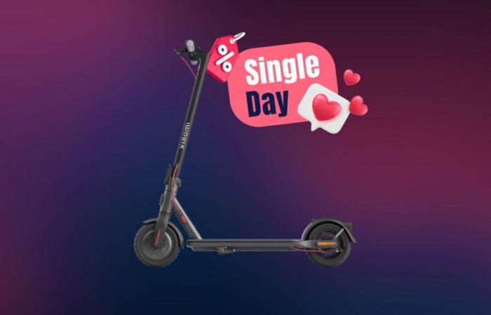 Lo scooter elettrico Xiaomi Scooter 4 Lite è a metà prezzo per Single Day