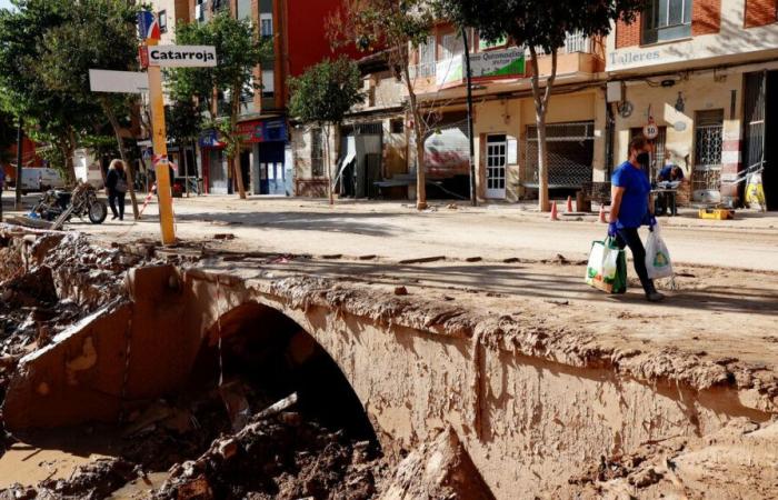 Spagna: previste altre forti piogge nella regione di Valencia, già alluvioni in Almeria