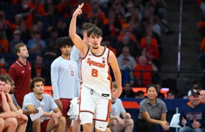 Gli Orange fuggono con la vittoria per 74-72 sul Colgate, passando al 2-0