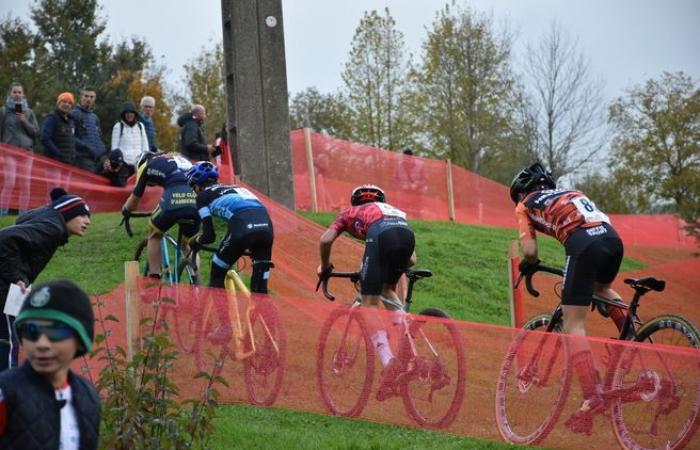 Il ciclocross di Belmont-de-la-Loire attira ancora così tante persone