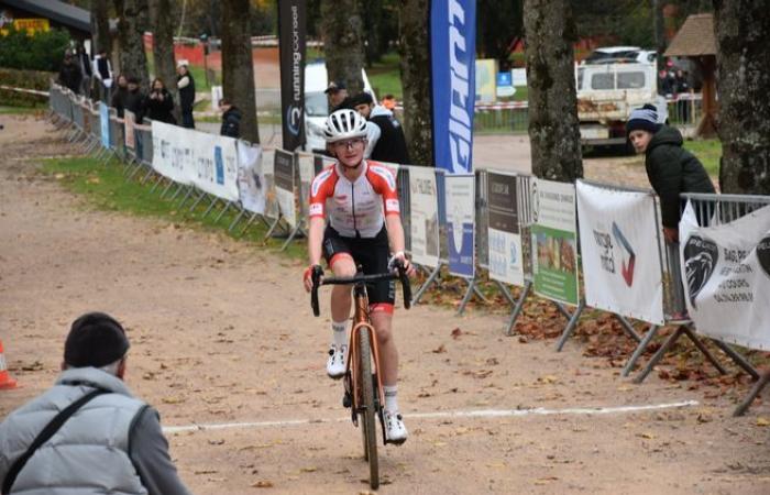 Il ciclocross di Belmont-de-la-Loire attira ancora così tante persone