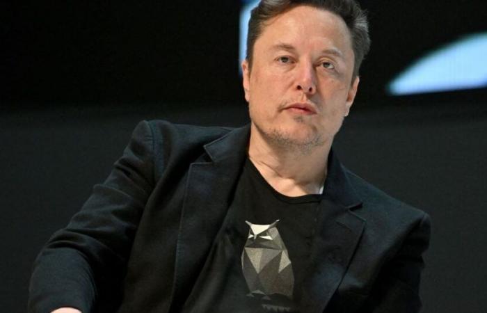 “Le Figaro”, “Le Monde”, “Le Parisien” e altri giornali portano in tribunale il social network X (ex Twitter) di Elon Musk