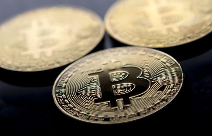 Bitcoin raggiunge gli 80.000 dollari. Perché Trump sta promuovendo le criptovalute