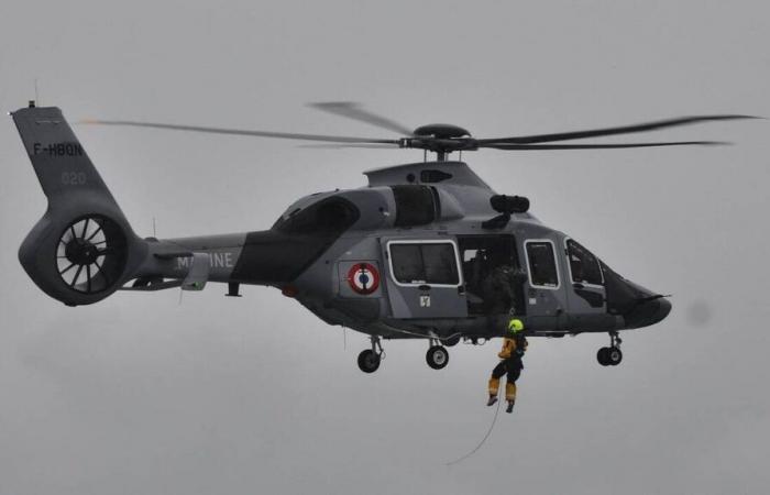 Quattro persone, tra cui un bambino, salvate nel Canale della Manica a bordo di un gommone alla deriva