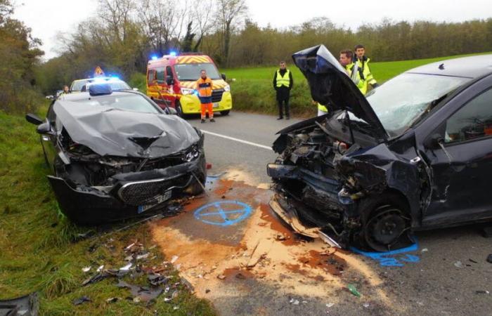 un morto in uno scontro frontale