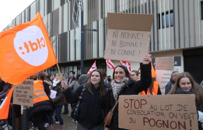 Il personale della clinica Francheville di Périgueux è in sciopero