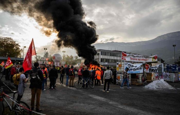 In Francia cresce la preoccupazione sui piani sociali