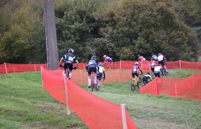 Il ciclocross di Belmont-de-la-Loire attira ancora così tante persone