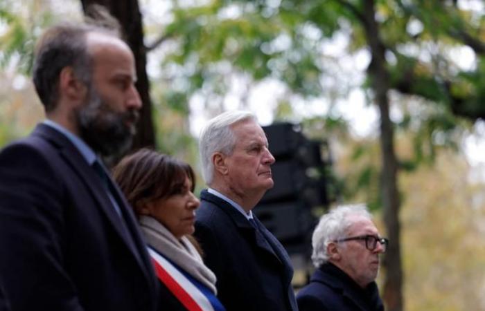 Parigi rende omaggio alle vittime del 13 novembre, alla presenza di Michel Barnier