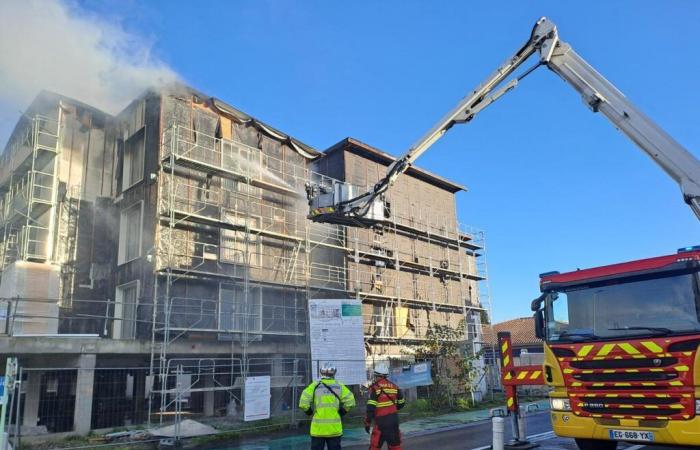 un incendio distrusse il futuro alloggio dei gendarmi a Biganos