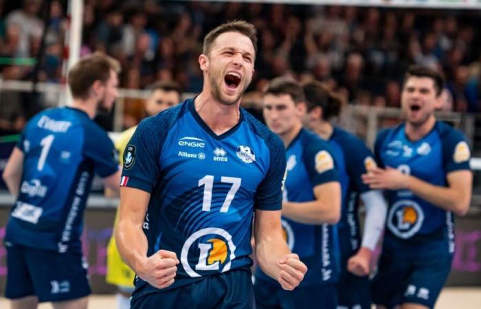 I giocatori di pallavolo del Saint-Nazaire vincono la loro prima partita di Champions League ad Ankara