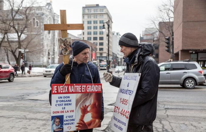 Gli attivisti anti-aborto vogliono manifestare vicino alle cliniche