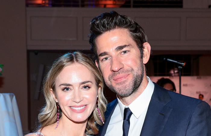 John Krasinski rivela la reazione della moglie Emily Blunt dopo essere stato nominato uomo più sexy del mondo nel 2024 da People