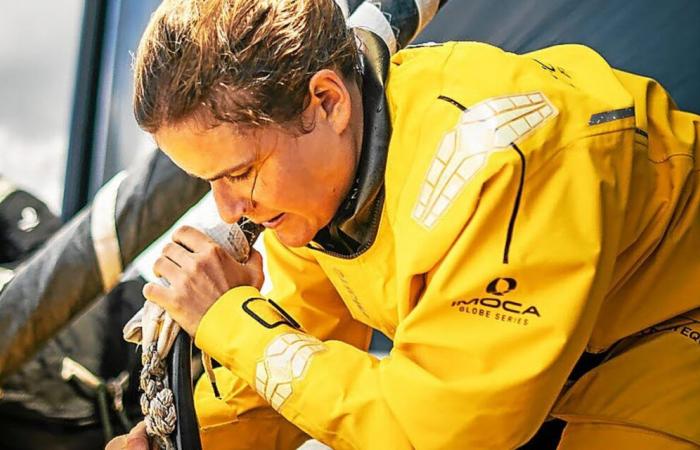 Vendée Globe: “È stato il mio albero o la mia vela”, dice Clarisse Crémer, la cui vela di prua è caduta in acqua!