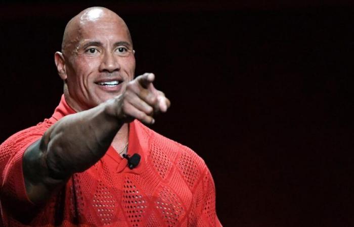 Dwayne Johnson, vittima di una cabala, dice di essere esemplare sui set